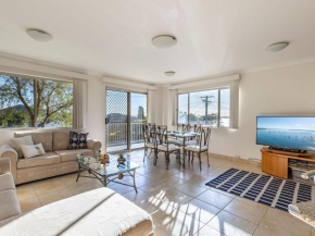Bay Getaway 1 fantastic Bay Holiday Unit with water views